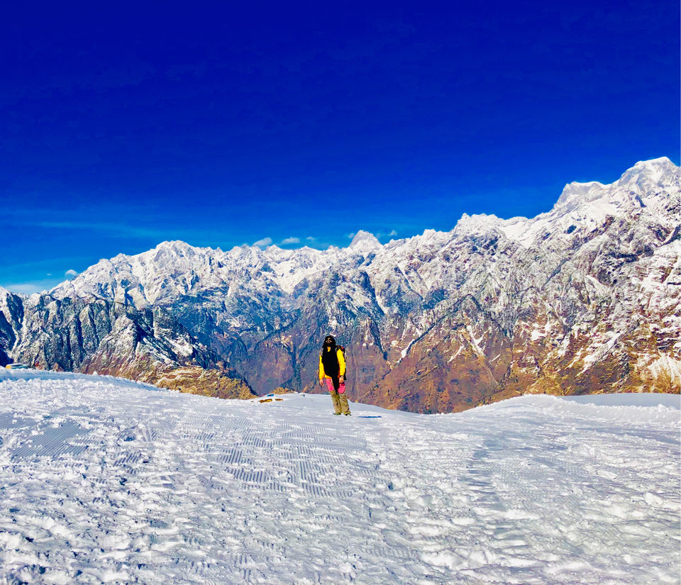 Photo of Auli Laga Joshimath, Uttarakhand, India by Banjara Muntazir