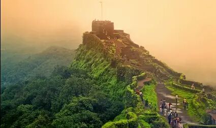 Photo of Mahabaleshwar, Maharashtra, India by tanvi