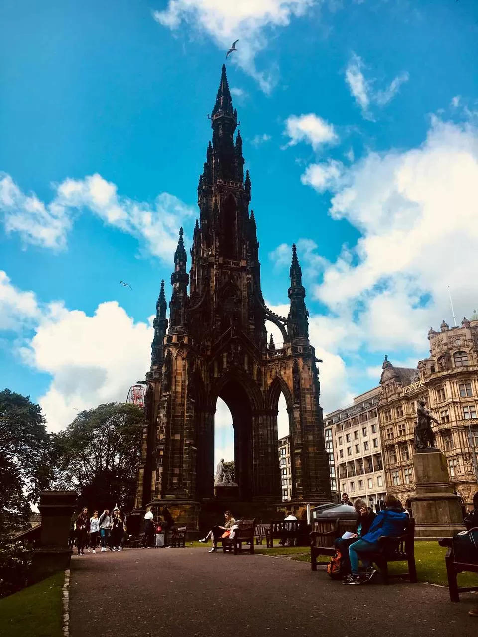 Photo of Scott Monument, Edinburgh, UK by Sonam