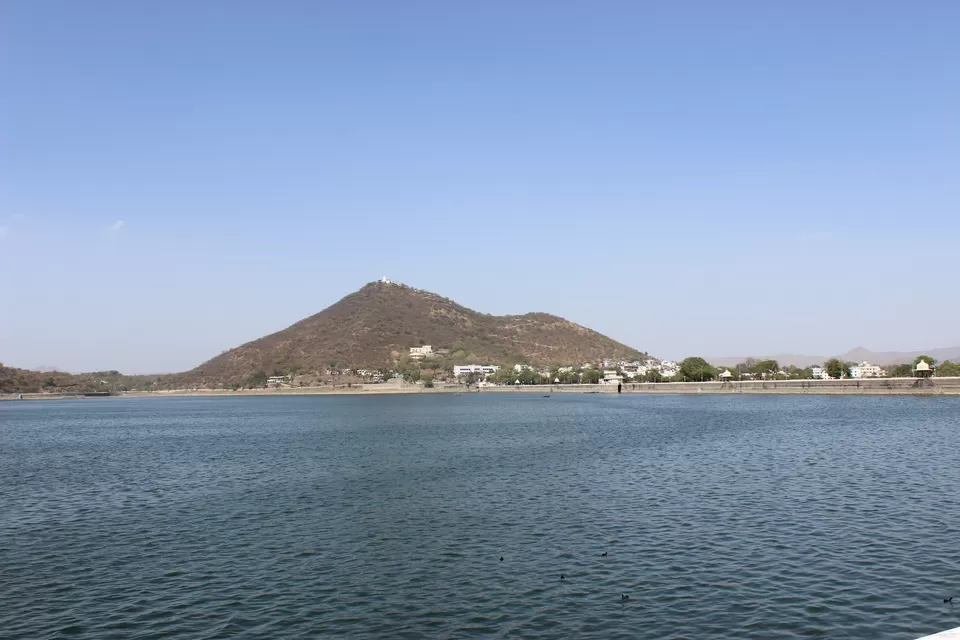 Photo of Fateh Sagar Lake, Udaipur, Rajasthan by Himani Rawat