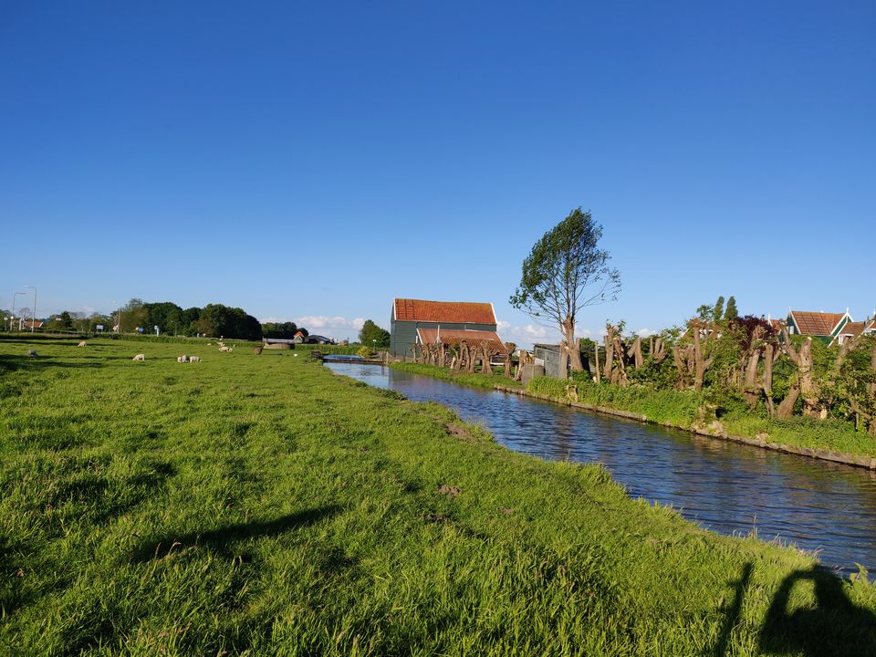Photo of A-Z trip planning guide to Europe 3/8 by neha garg