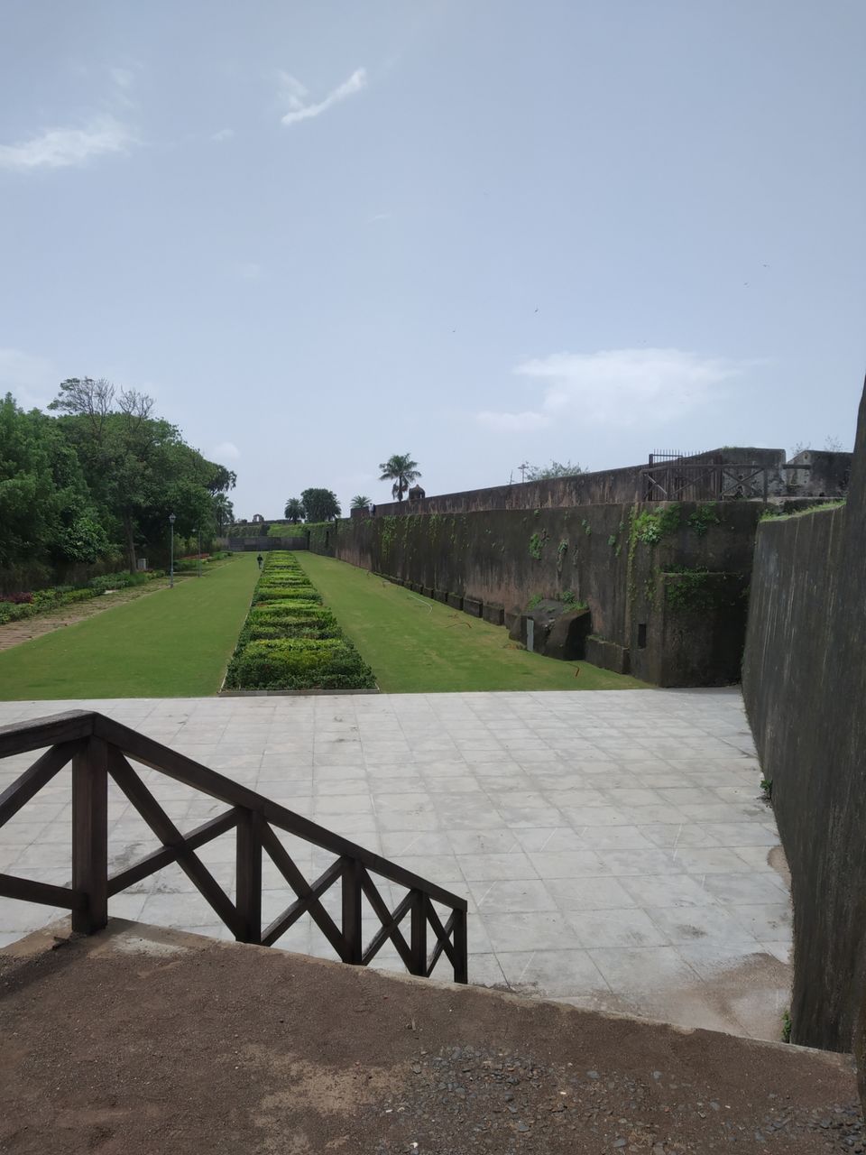 Photo of Moti Daman Fort, Moti Daman, Daman, Dadra and Nagar Haveli and Daman and Diu, India by Varun M. Upase
