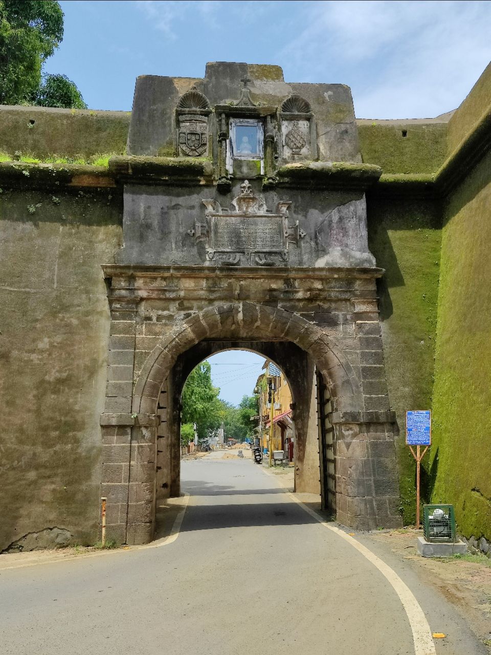 Photo of Moti Daman Fort, Moti Daman, Daman, Dadra and Nagar Haveli and Daman and Diu, India by Varun M. Upase