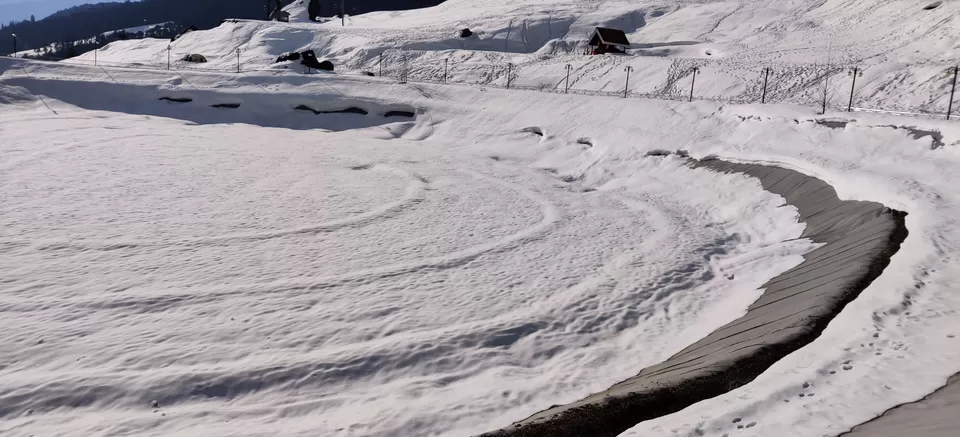 Photo of Auli Lake, Auli Laga Salude, Uttarakhand, India by Ashray