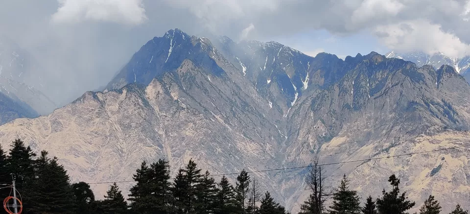Photo of Auli, Auli Laga Salude, Uttarakhand, India by Ashray