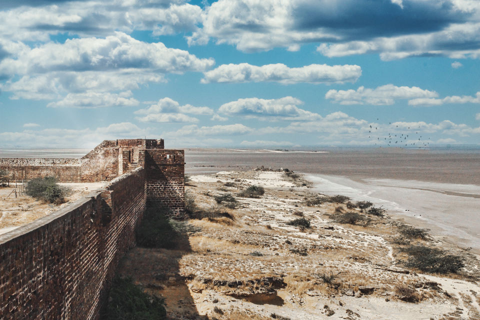 Photo of Lakhpat Fort : Unknown gem of Kutch. by Setu Chhaya