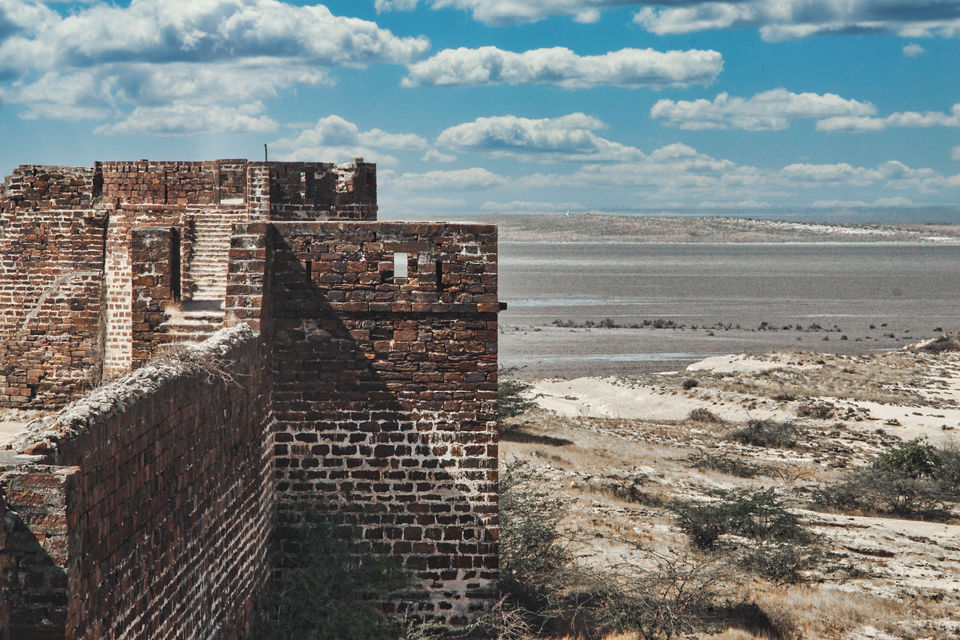 Photo of Lakhpat Fort : Unknown gem of Kutch. 5/12 by Setu Chhaya