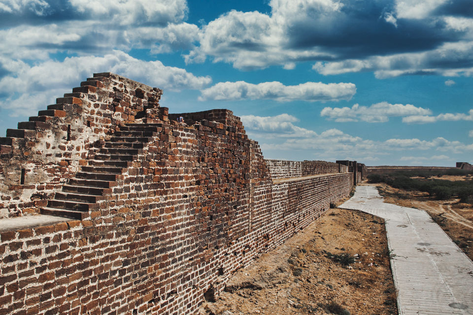 Photo of Lakhpat Fort : Unknown gem of Kutch. 10/12 by Setu Chhaya