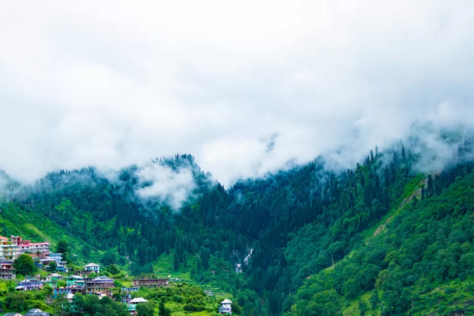 Photo of Tosh, Himachal Pradesh, India by Jitendera Pratap Singh