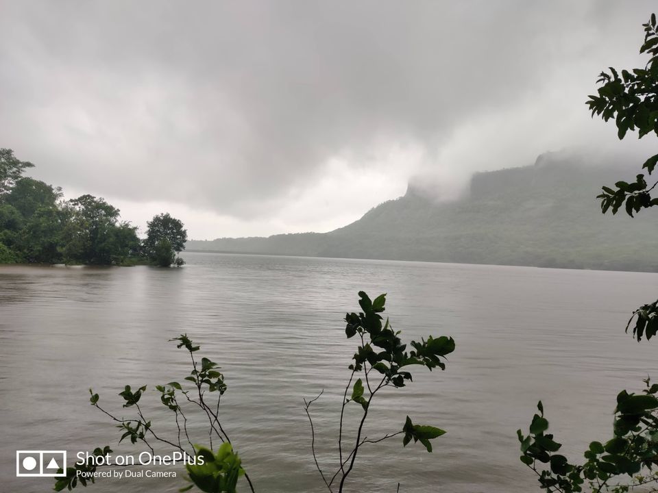 Photo of Devkund waterfall by saket jadhav