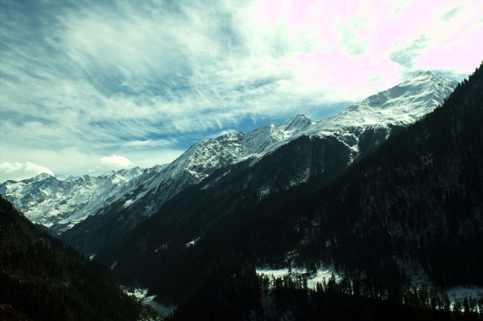 Photo of A Walk the Talk with Myself - A No Footprint Trek To Har-Ki-Dun 1/9 by tanya.roy3112