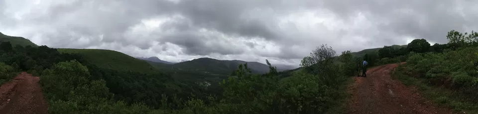 Photo of Kyatanamakki Hill Station Road, Karnataka, India by Adithya R Upadhya