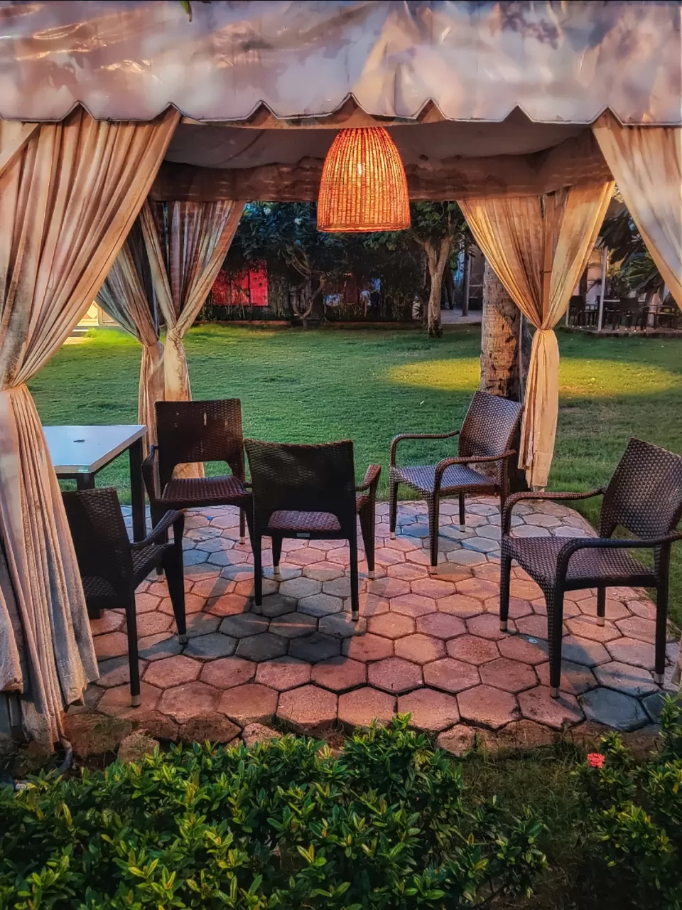 Photo of Green Meadows Resort, Anna Salai Road, Palavakkam Kuppam, Palavakkam, Chennai, Tamil Nadu, India by Navin Naik