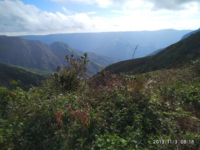 Photo of the forgotten worlds - arunachal pradesh and meghalaya - day 12 - dawki & mawylnnong 5/21 by Kamalakar Venigalla