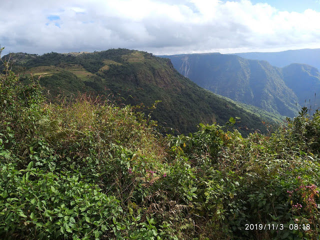 Photo of the forgotten worlds - arunachal pradesh and meghalaya - day 12 - dawki & mawylnnong 6/21 by Kamalakar Venigalla