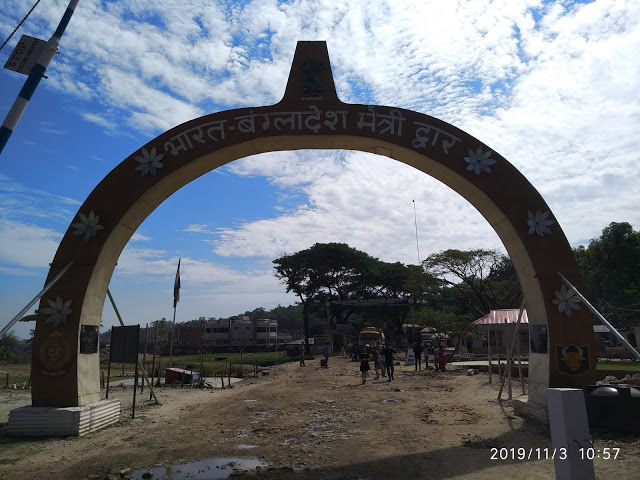 Photo of the forgotten worlds - arunachal pradesh and meghalaya - day 12 - dawki & mawylnnong 20/21 by Kamalakar Venigalla