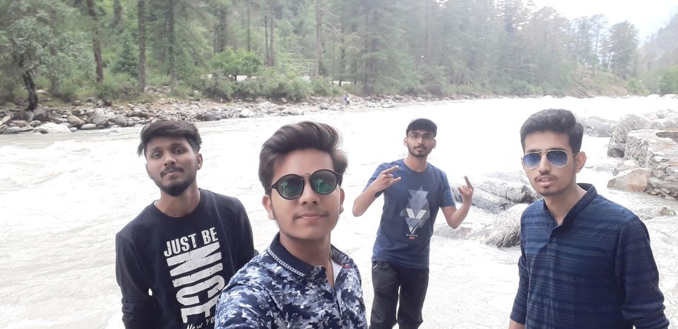 Photo of Himachal To Banta hai || Kasol || Manikaran || Kheerganga Trek by Yugal Agarwal