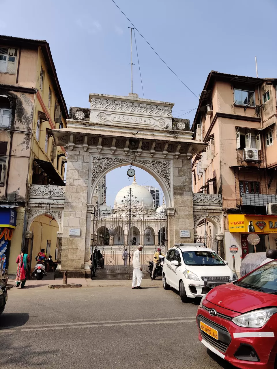 Photo of Hasnabad Dargah, Anjeerwadi Road, Byculla East, Mazgaon, Mumbai, Maharashtra, India by SAHITYA