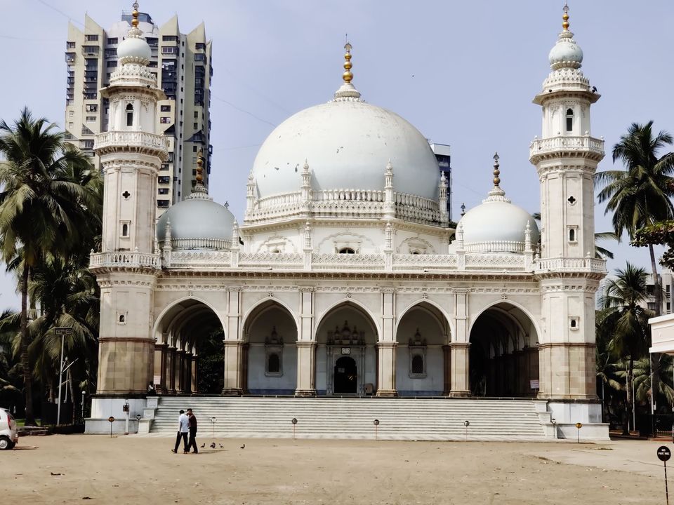 Photo of Hasnabad Dargah, Anjeerwadi Road, Byculla East, Mazgaon, Mumbai, Maharashtra, India by SAHITYA