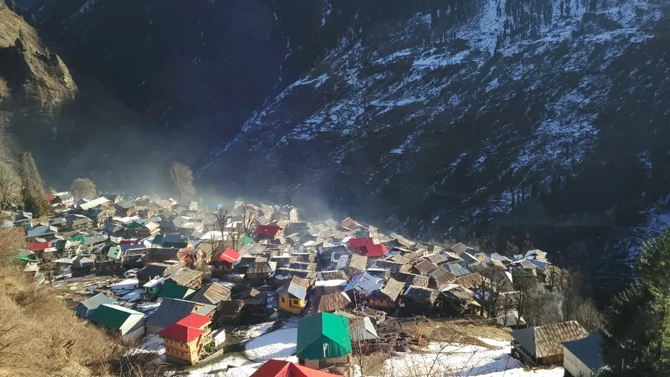 Photo of Bhuntar, Himachal Pradesh, India by Avdesh Negi