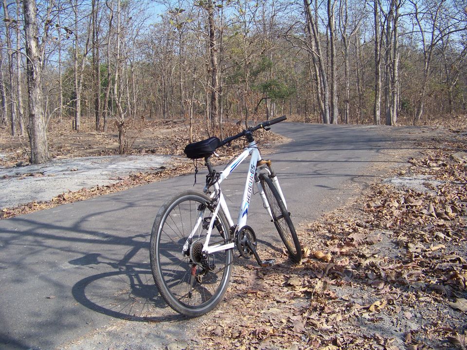 Photo of Cycling around Lake Tansa 9/13 by ANIKET KUNDU