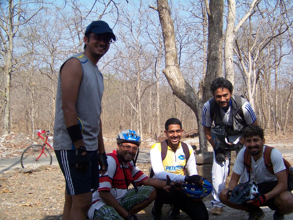Photo of Cycling around Lake Tansa 11/13 by ANIKET KUNDU