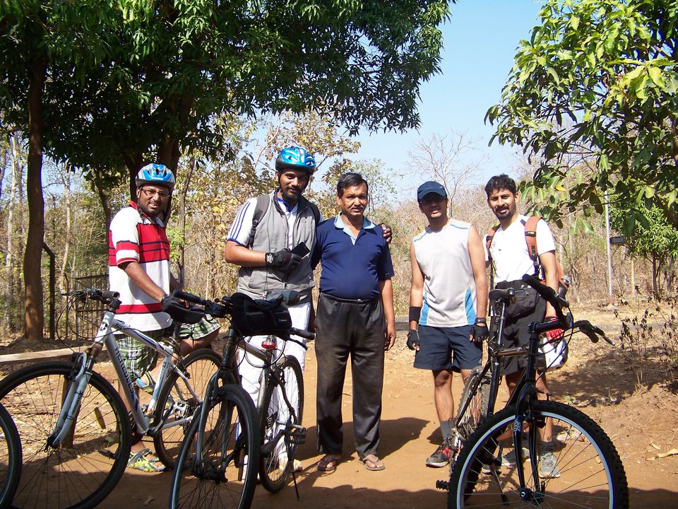Photo of Cycling around Lake Tansa 13/13 by ANIKET KUNDU
