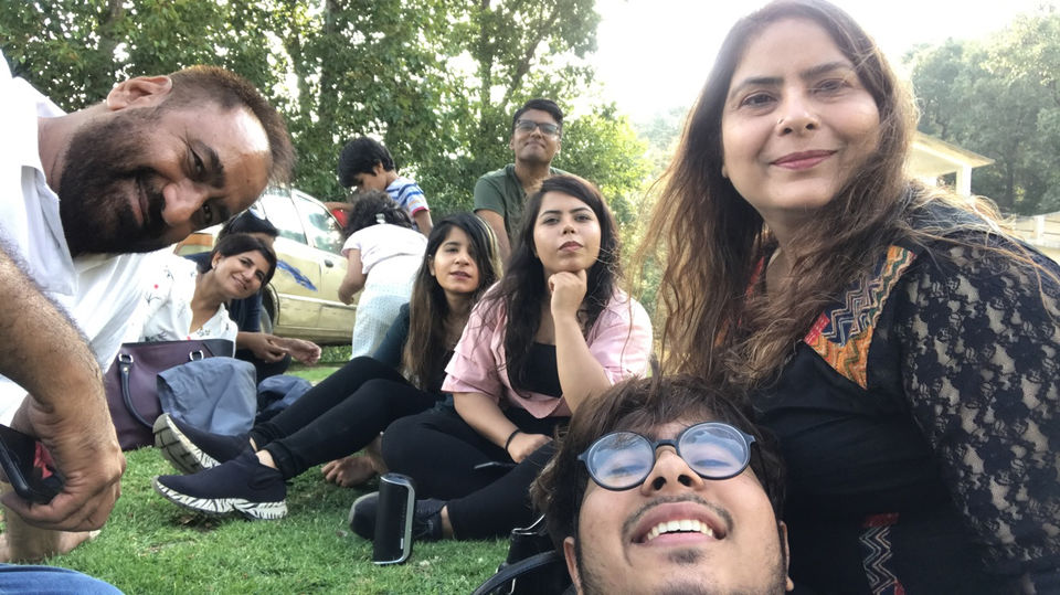 Photo of Crazy Family At Mukteshwar by Hritik Dhingra