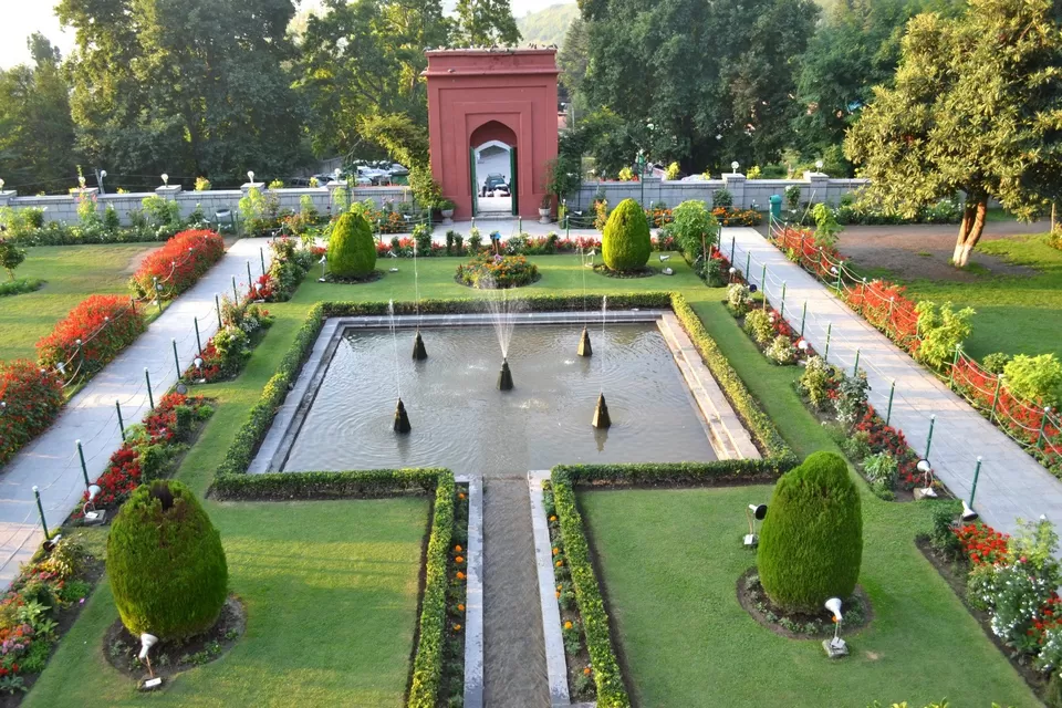 Photo of Chashme Shahi Garden, Chashma Shahi, Srinagar by Anil Kumar