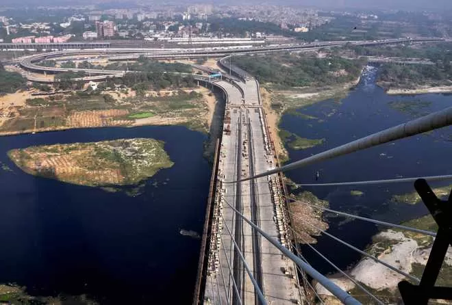 Photo of This New Iconic Signature Bridge twice as Qutub Minar is a new attraction in India’s Capital by Anil Kumar