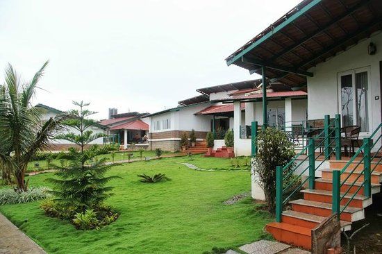 Photo of 250 Kms from Bangalore, these 5 family resorts in Sakleshpur are perfect blend of Nature and Luxury! by Anil Kumar