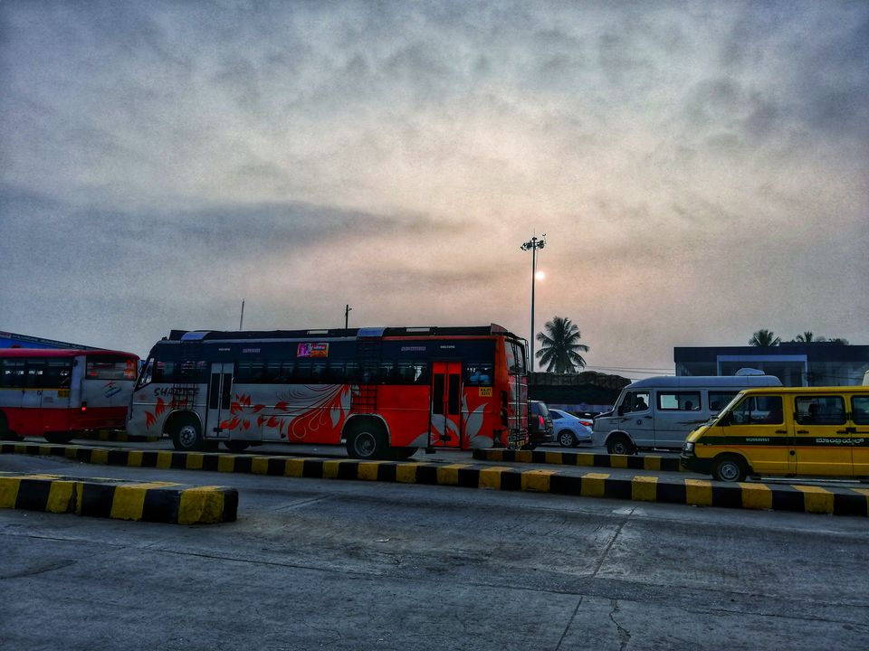 Photo of State Highway 5, Kolar, Karnataka, India by Anil Kumar