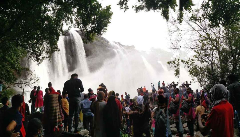 Photo of शुक्रिया बॉलीवुड! इन ख़ूबसूरत टूरिस्ट जगहों को बर्बाद करने के लिए by Manglam Bhaarat