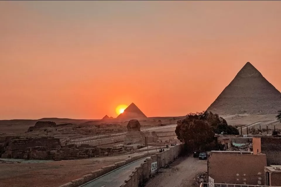 Photo of Atlantis Pyramids Inn, Nazlet El-Semman, Giza, Egypt by That NomadCouple