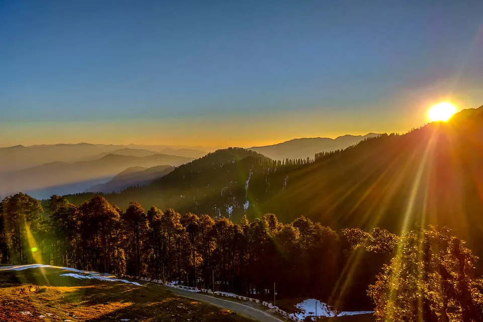 Photo of Chehni Kothi, Banjar, Himachal Pradesh, India by Supriya Sahu