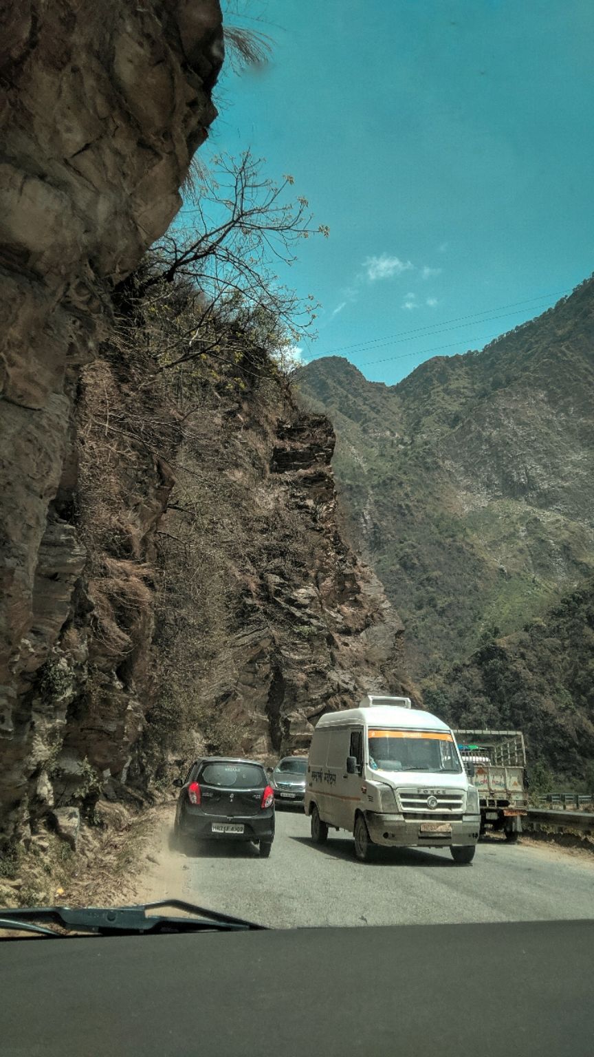 Photo of Tirthan Valley, Dist, Banjar, Himachal Pradesh, India by Jaskaran Singh