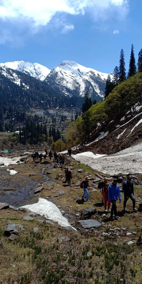 Photo of Solang (Manali) : Pure Form Of Love by Vadher Dhara
