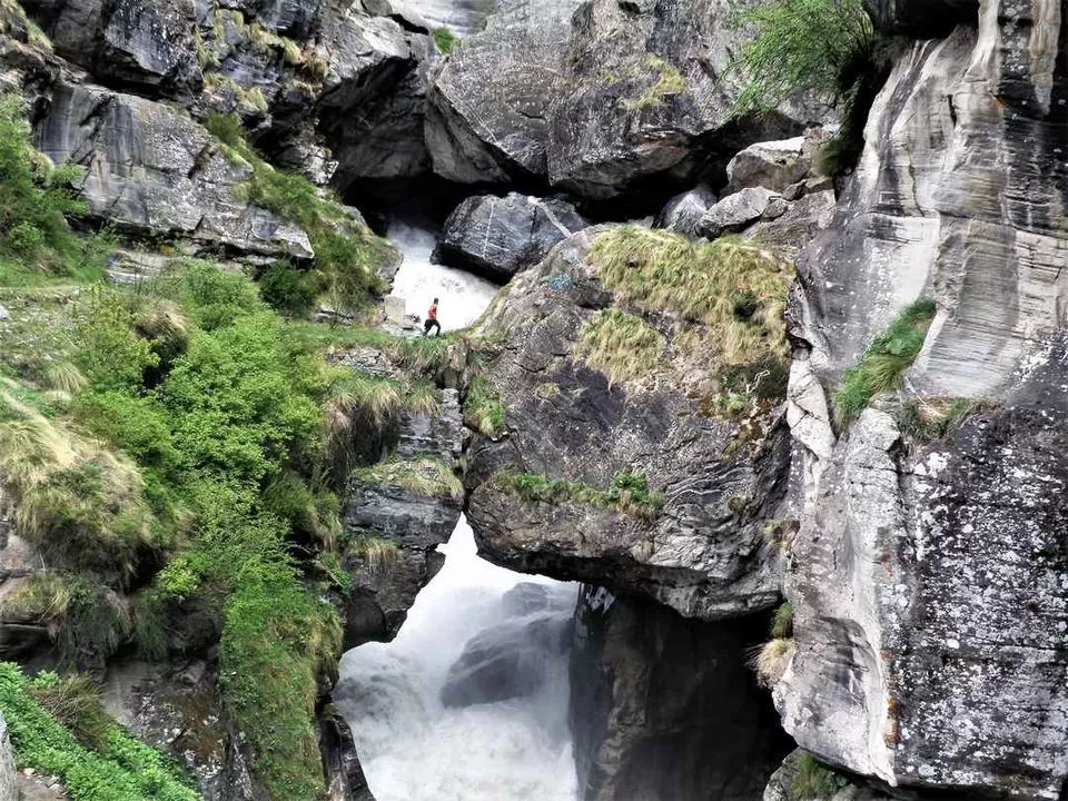 Photo of Bheem Pul, Mana, Uttarakhand, India by Romance_with_India