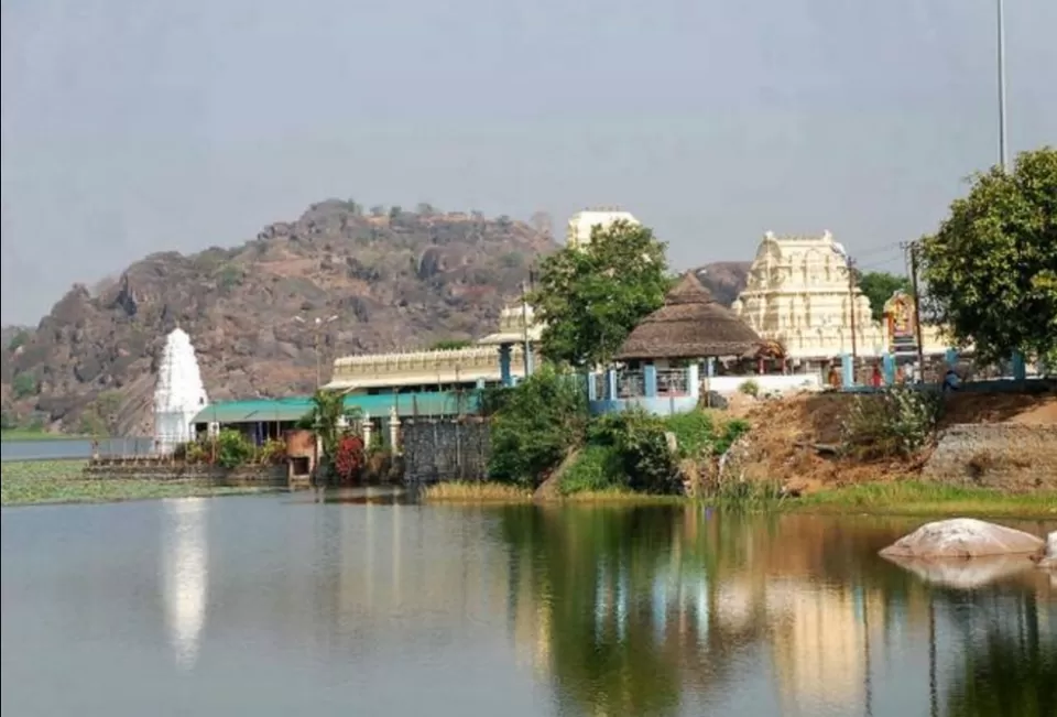Photo of Bhadrakali Lake, Kapuwada, Tadkamalla Village, Hanamkonda, Telangana, India by samaikya reddy