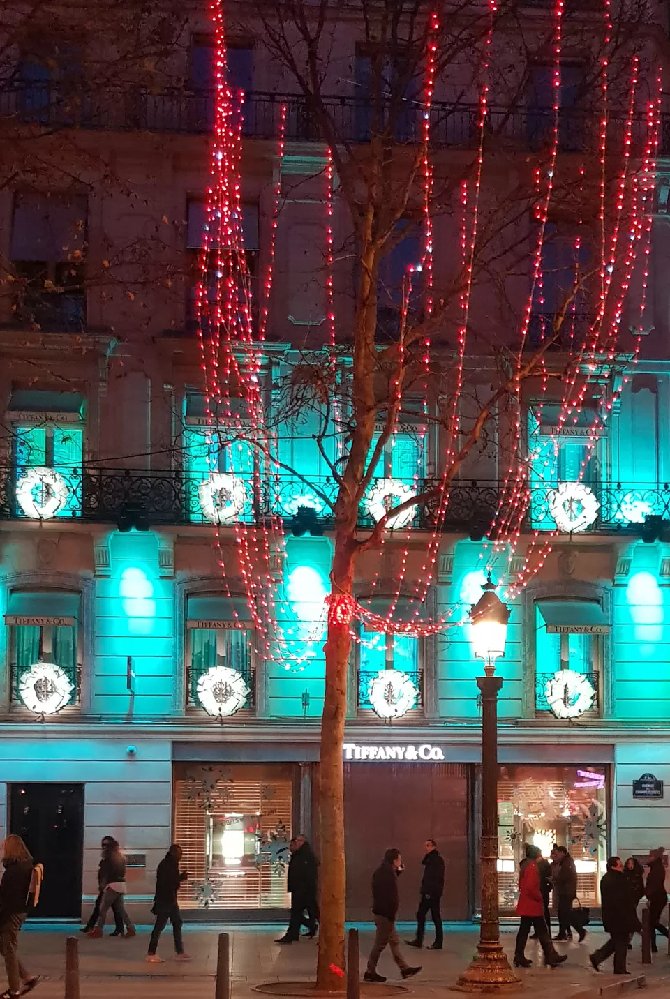 Photo of Champs Elysees, Champs-Élysées, Paris, France by Nisha