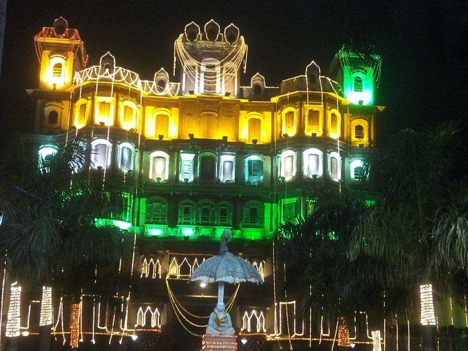 Photo of इंदौर : स्वच्छता का चौका लगाने वाले इंदौर में घुमक्कड़ों के लिए बहुत कुछ खास है by VINAY KUSHWAHA