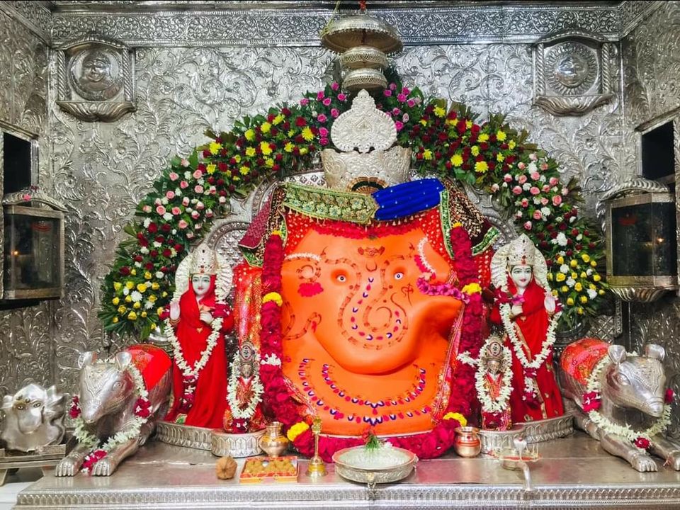 Photo of इंदौर : स्वच्छता का चौका लगाने वाले इंदौर में घुमक्कड़ों के लिए बहुत कुछ खास है by VINAY KUSHWAHA