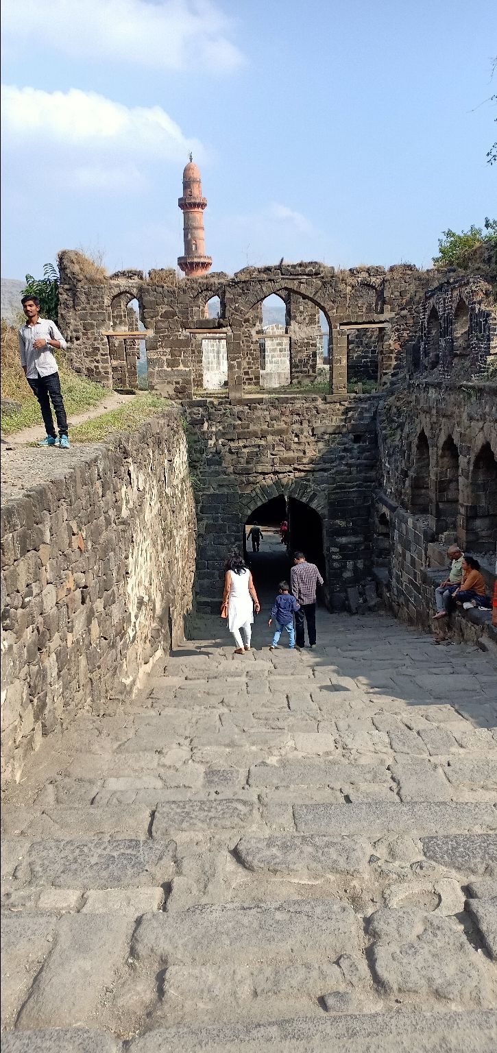 Photo of Devgiri Fort, Maharashtra State Highway 22, Daulatabad, Maharashtra, India by CheLa The Excited Traveler
