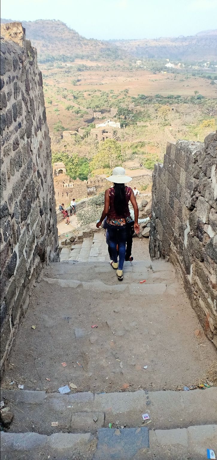 Photo of Devgiri Fort, Maharashtra State Highway 22, Daulatabad, Maharashtra, India by CheLa The Excited Traveler