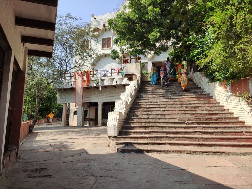 Photo of एक दिन राधारानी जी के बरसाने में by Rupendra Singh