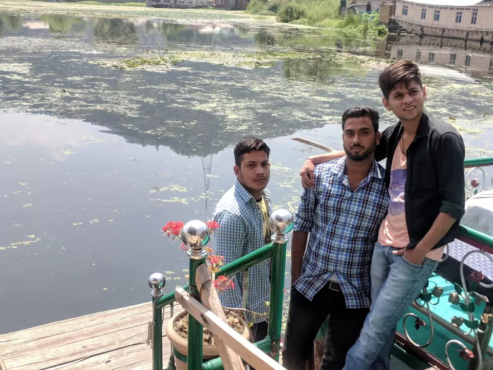 Photo of Srinagar by Manish Chauhan