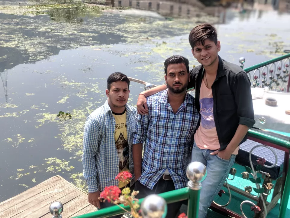 Photo of Srinagar by Manish Chauhan