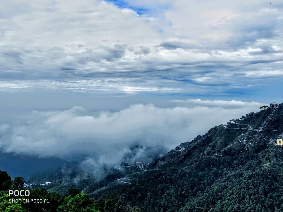 Photo of Office break and unplanned trip to Mussoorie & Rishikesh : Into the Himalayas by Singh Navneet