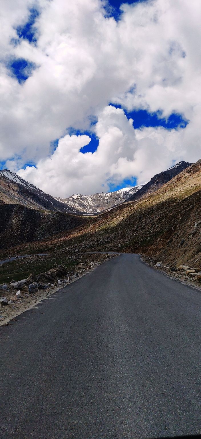 Photo of Khardung La by Mukul Peppal
