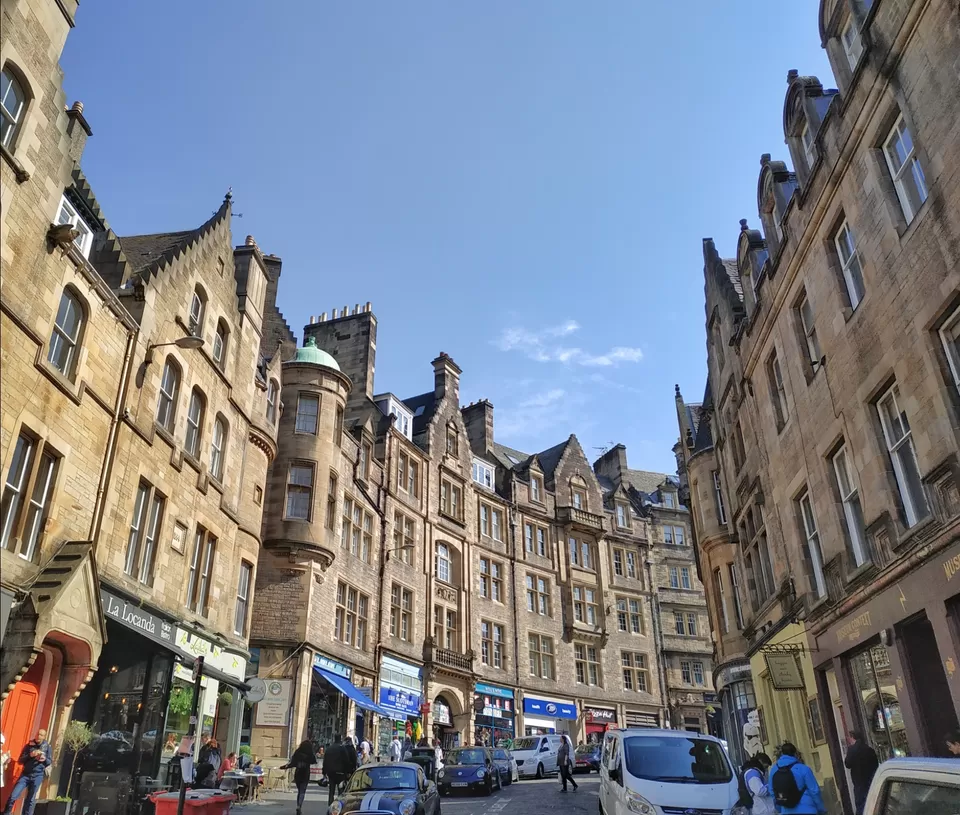 Photo of Edinburgh Old Town, Edinburgh, UK by Saurabh Amrit